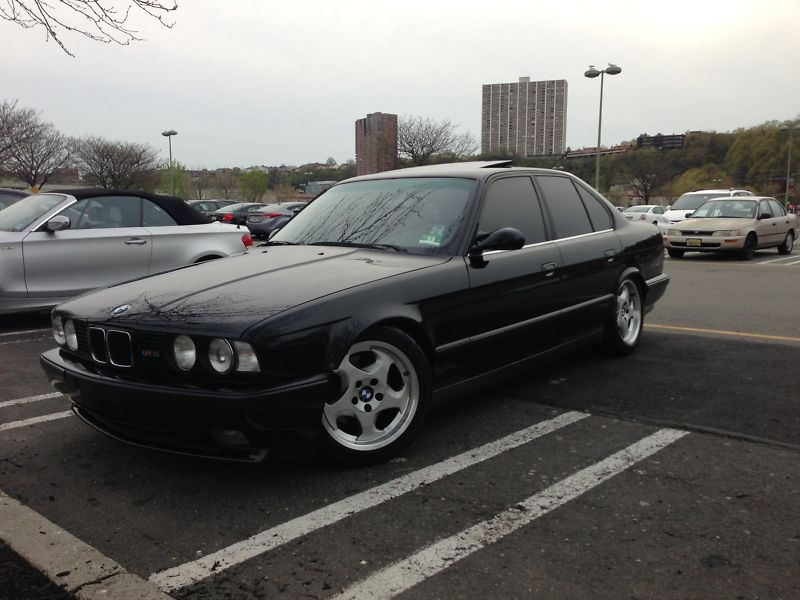 Illustration for article titled Pulmonary ///Mbolism: Market Watch 1990-1993 BMW M5 E34